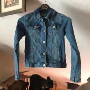 Levi’s jean jacket p2759